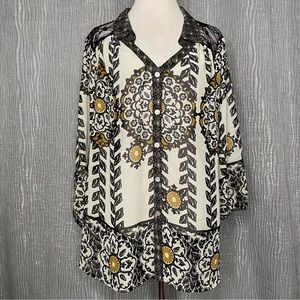 Fig & Flower button down blouse. NWOT